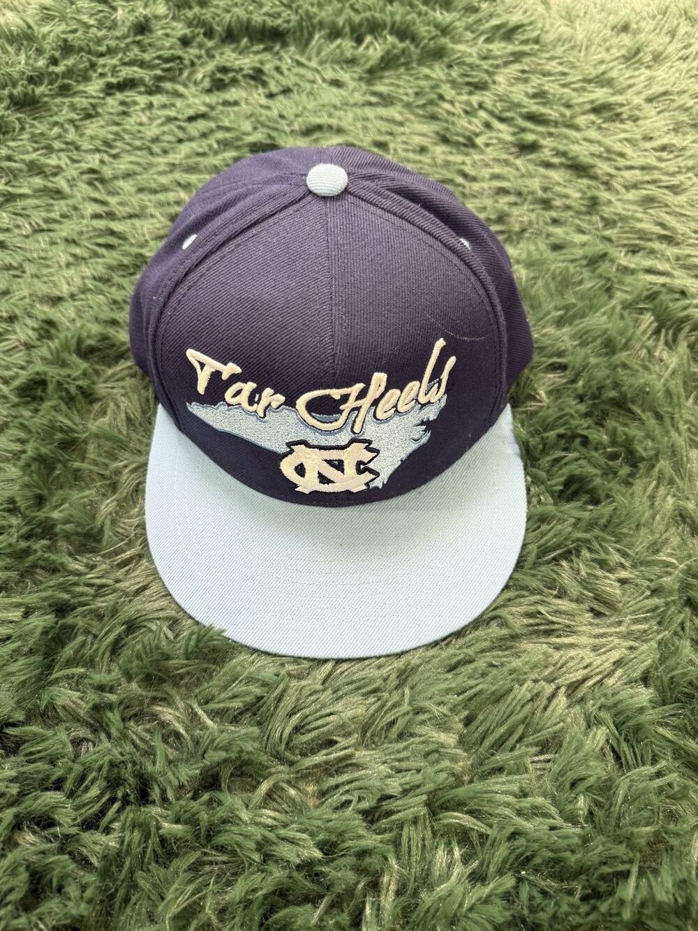 TOP OF THE WORLD UNC Tar Heels Baseball Cap Navy Blue Light Blue Snapback